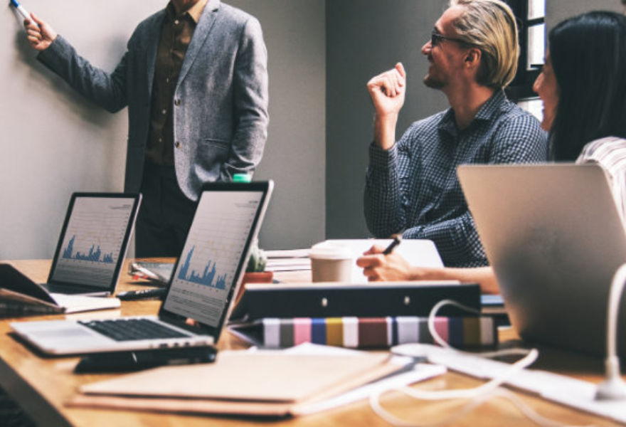 Gloria Henao & Asociados: Asesores en derecho y especialistas en divorcios